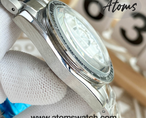 Omega Speedmaster Racing