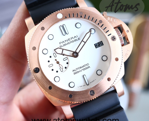 Panerai Luminor Submersible