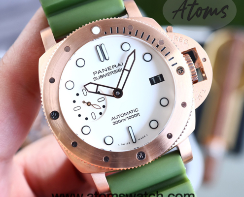 Panerai Luminor Submersible